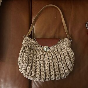 Elegant Tan Woven Handbag